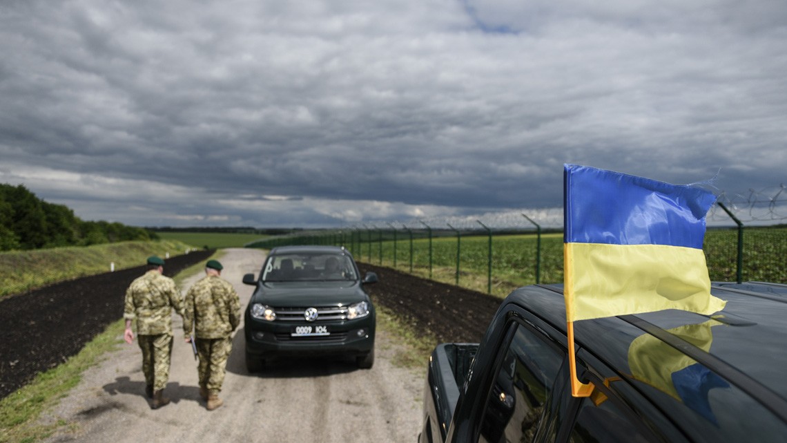 Красногорск граница с украиной. Российско-украинская граница в Харьковской области. Государственная граница России и Украины. Государственная граница Украины. Российско-украинская граница границы.